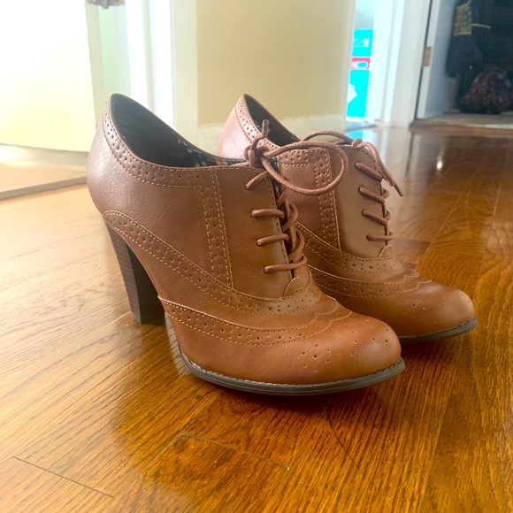 American Eagle By Payless Shoes - American Eagle Brown Booties